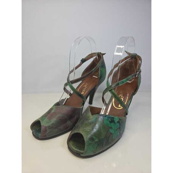T.A.O.P. Shades With Green Flower Leather Peep Toe Strappy Artisan Pumps Sz 9 - Picture 1 of 8
